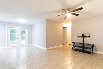 2181 NE 1st Ln in Boynton Beach, FL - Building Photo - Building Photo