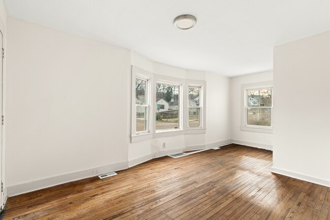 4009 Catalpa Ave in Knoxville, TN - Foto de edificio - Building Photo