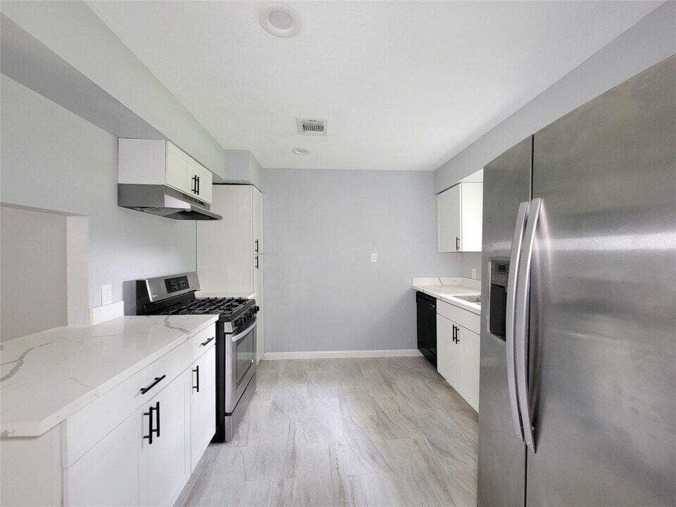 5103 Karu Dr in Spring, TX - Building Photo