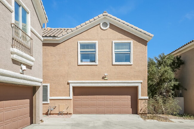 property at 1468 Little Spring Ct