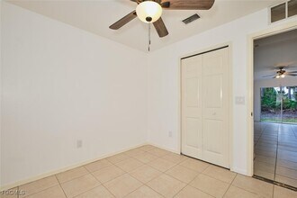 3825 Hollycrest St in Ft. Myers, FL - Building Photo - Building Photo