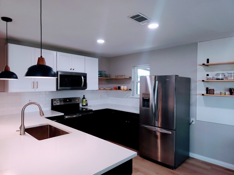 922 Sundance St in New Braunfels, TX - Building Photo