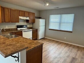 1007 S Sheridan St, Unit B in Kirksville, MO - Building Photo - Building Photo