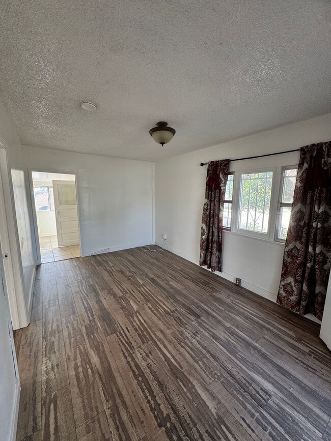 property at 3424 Winter St