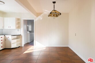 3307 Madera Ave in Los Angeles, CA - Building Photo - Building Photo