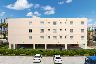 1627 NW 18th St in Miami, FL - Building Photo - Building Photo