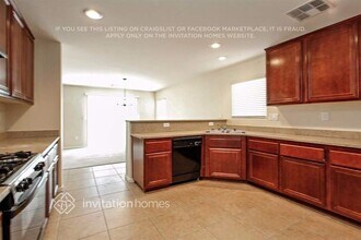 4216 Great Egret Ln in North Las Vegas, NV - Building Photo - Building Photo