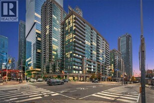 51 Lower Simcoe St in Toronto, ON - Building Photo