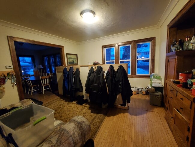 1842 Woodland Ave in Duluth, MN - Building Photo - Building Photo