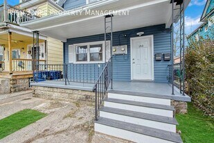 192 Bird Ave in Buffalo, NY - Building Photo