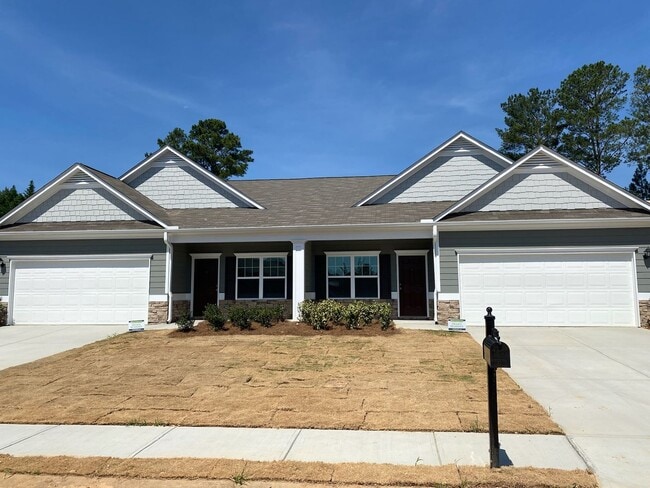 property at 125 Lyons Dr NW