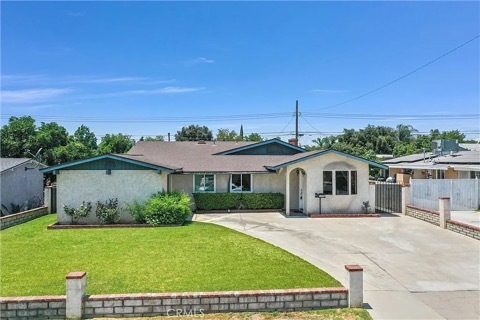 1705 Alston Ave in Colton, CA - Foto de edificio