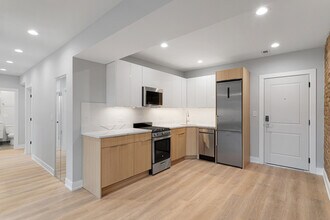 1556 W Juneway Terrace in Chicago, IL - Foto de edificio - Building Photo