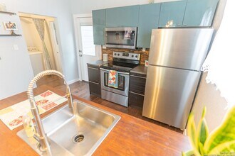 708 Nevada St in San Antonio, TX - Building Photo - Building Photo