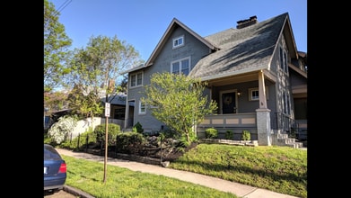 1241 Bruck St, Unit 1241 Bruck in Columbus, OH - Foto de edificio - Building Photo