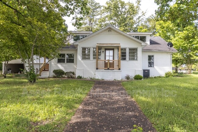property at 9448 Lusk Rd