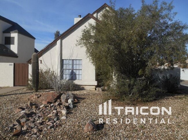 20840 N 21st Ave in Phoenix, AZ - Building Photo - Building Photo