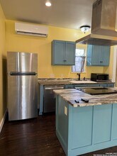 317 E Myrtle St in San Antonio, TX - Building Photo - Building Photo
