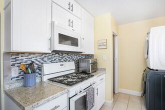 3361 Leyden St in Denver, CO - Building Photo - Building Photo