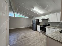 508 Landers St photo'