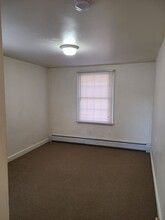 127-133 Railroad St in New Milford, CT - Building Photo - Building Photo