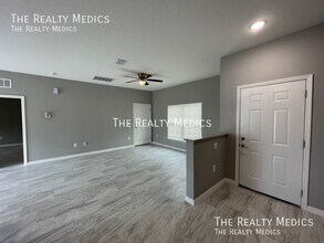 2778 Freehold Ave SE in Palm Bay, FL - Building Photo - Building Photo