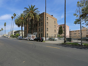 Saxonia Apartments in Los Angeles, CA - Building Photo - Building Photo