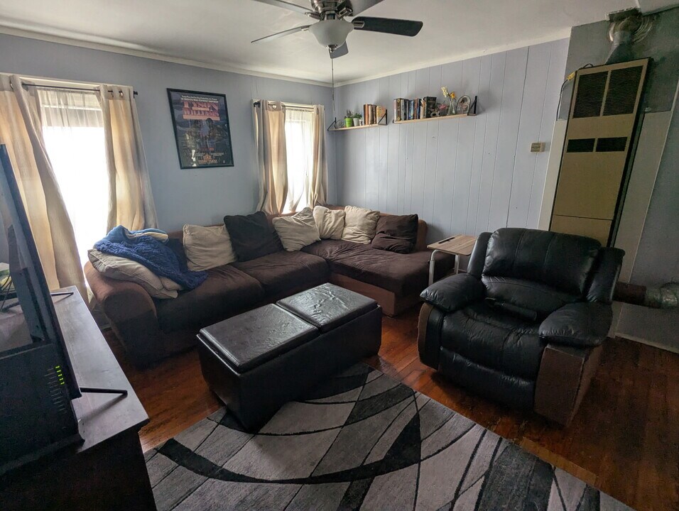 67 Norman St, Unit 201 in Corning, NY - Building Photo