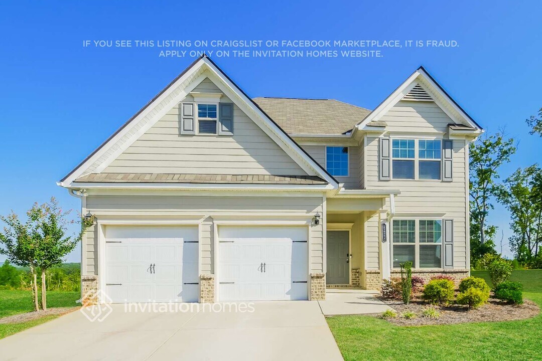 626 Wood Point Way in Dallas, GA - Building Photo