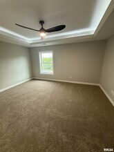 5198 Pandit Dr in Bettendorf, IA - Building Photo - Building Photo