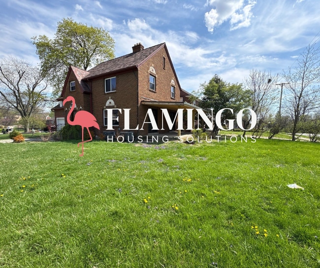 830 Audrey Pl in Dayton, OH - Building Photo - Building Photo