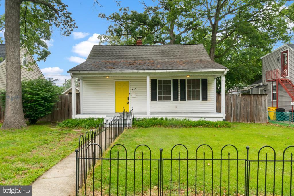 110 Greenway St NW in Glen Burnie, MD - Building Photo