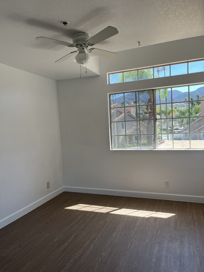 property at 1460 Elegante Ct