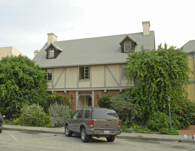 1772-1782 Orchid Ave in Los Angeles, CA - Foto de edificio - Building Photo