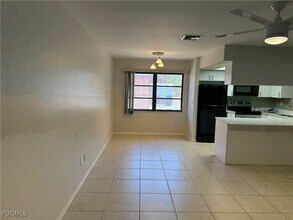 1264 SE 8th St in Cape Coral, FL - Building Photo - Building Photo