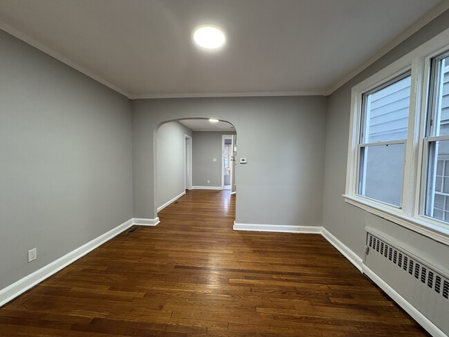 410 Fabyan Pl, Unit 1 in Newark, NJ - Foto de edificio - Building Photo