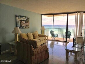 6905 Thomas Dr in Panama City Beach, FL - Building Photo - Building Photo