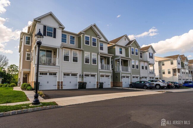 707 Station Rd in Dunellen, NJ - Building Photo - Building Photo