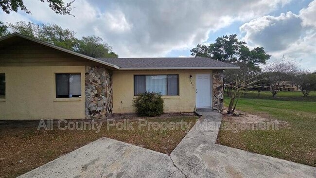 property at 263 Leelon Rd