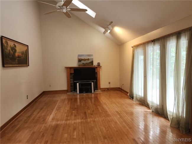 36 Braunview Way in Orchard Park, NY - Building Photo - Building Photo
