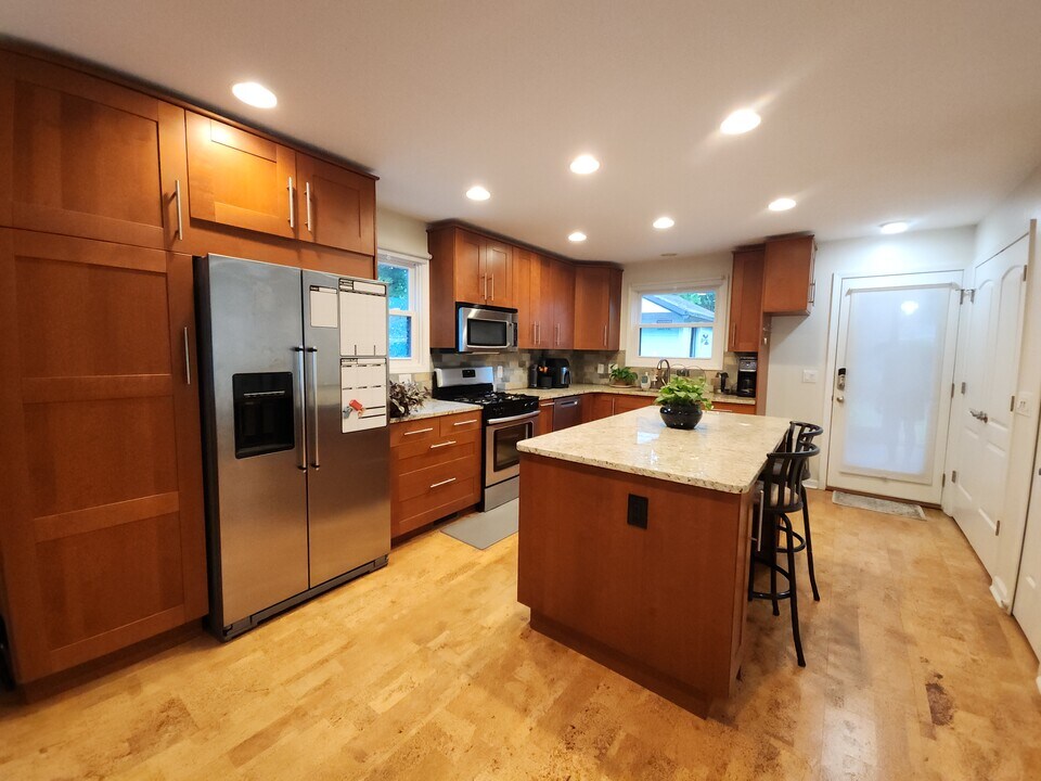 1012 Elm St in Perrysburg, OH - Building Photo
