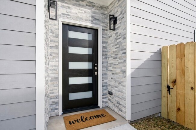 property at 10115 Porto Rico Rd