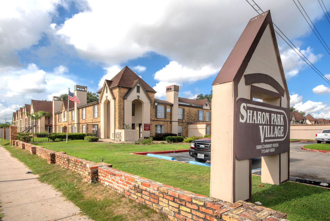 Sharon Park in Houston, TX - Foto de edificio