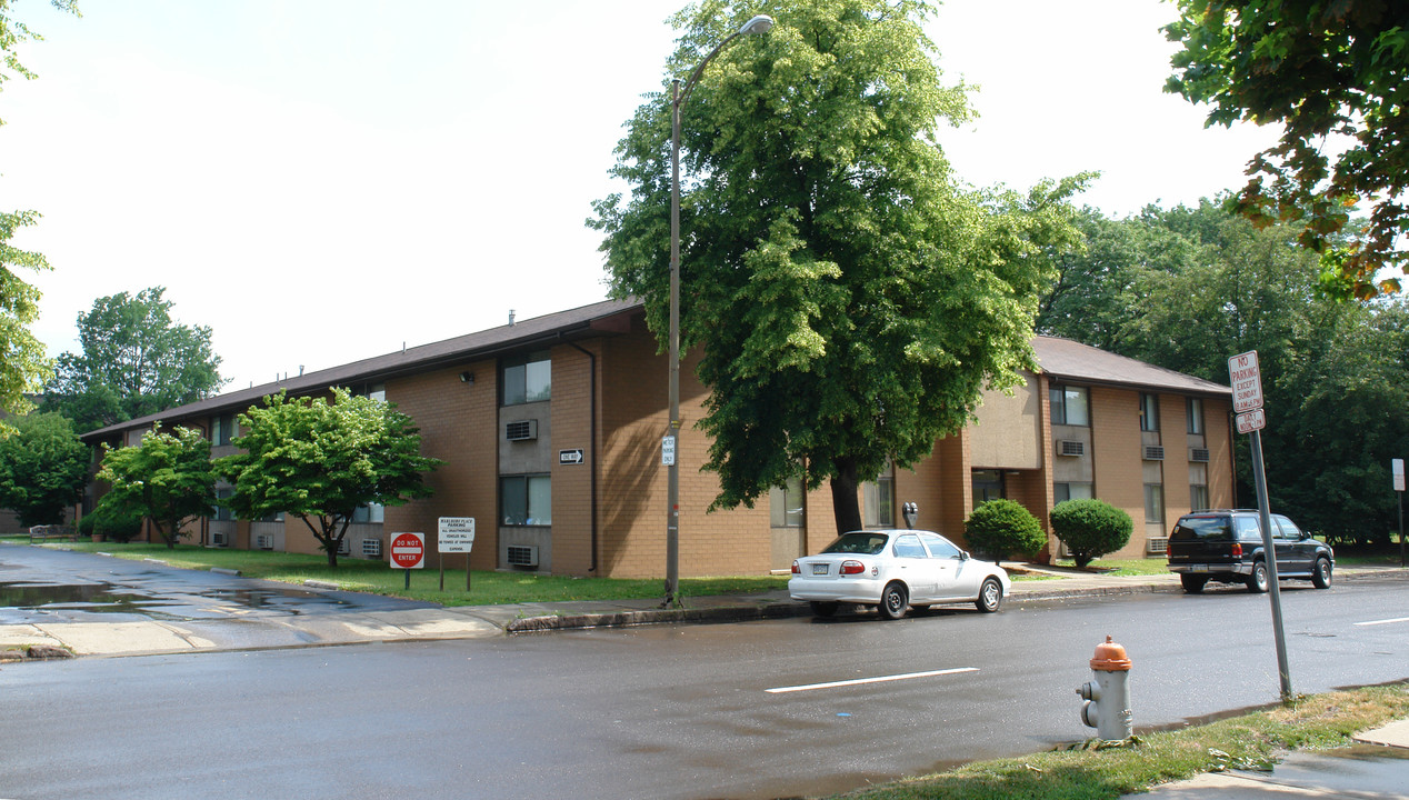 Marlboro Place Apartments in Wilkes-Barre, PA - Foto de edificio