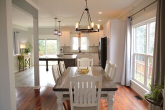 8616 Huddersfield Way in Bristow, VA - Building Photo - Building Photo