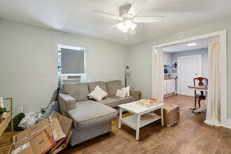 13 Norman St in Charleston, SC - Building Photo - Building Photo