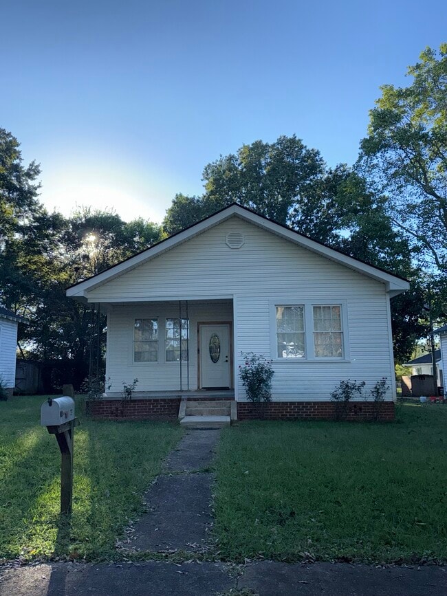property at 39 Akron St