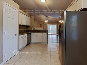 1927 Harbor Island Dr in Orange Park, FL - Building Photo - Building Photo