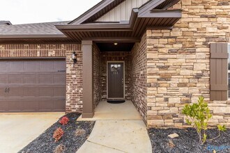 111 Ranna Dr in Huntsville, AL - Building Photo - Building Photo