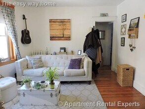 97 Hancock St, Unit #2 in Cambridge, MA - Foto de edificio - Building Photo
